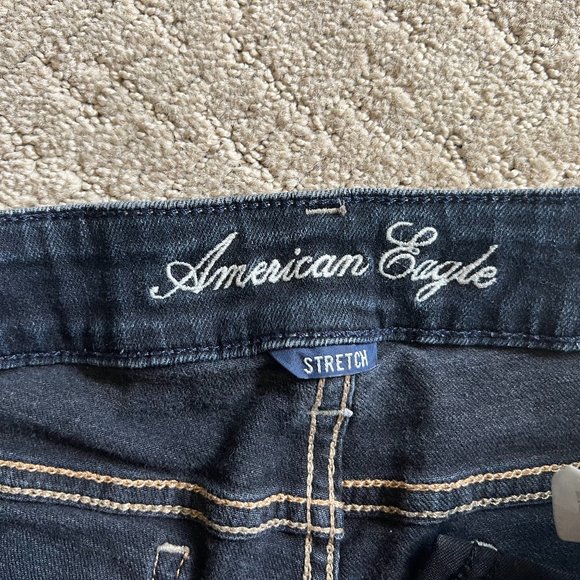 American Eagle Distressed Stretch Shorts, Dark wash, Size 4 - Picture 3 of 7